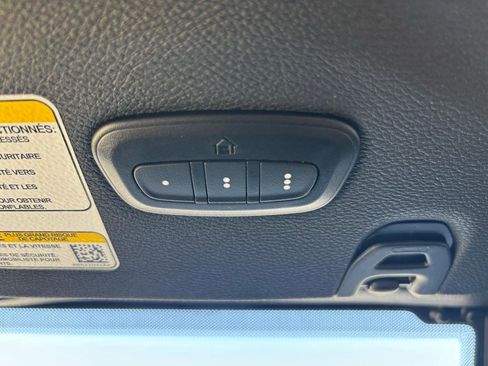 Used 2024 Jeep Wrangler Unlimited image 31