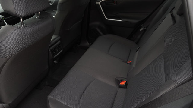 Used 2025 Toyota RAV4 LE AWD/4WD image 12