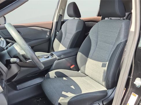 Used 2022 Nissan Rogue S AWD/4WD image 10