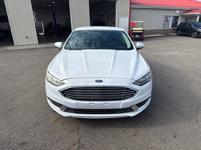 Used 2018 Ford Fusion SE w/ Fusion SE Technology Package FWD image 8