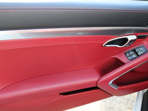 Certified 2019 Porsche 911 Carrera S image 26