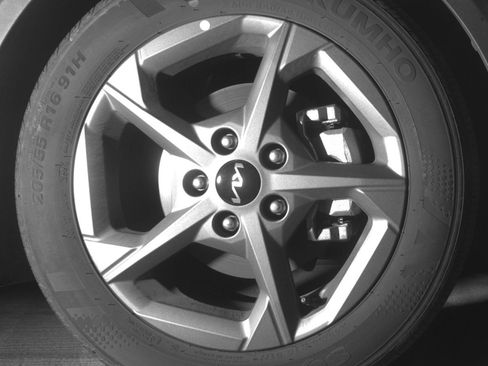 Used 2025 Kia K4 FWD image 13