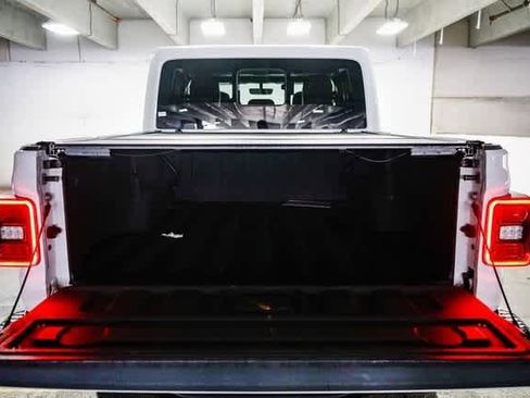 Used 2020 Jeep Gladiator Rubicon image 27