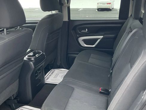 Used 2017 Nissan Titan SV image 44