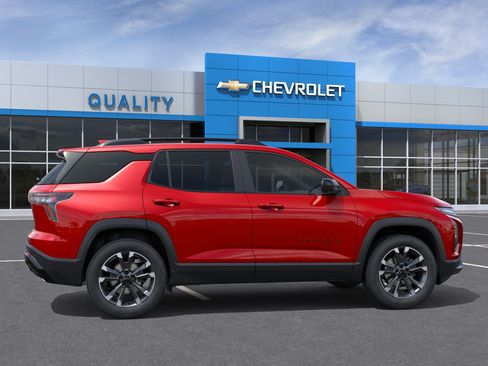 New 2027 Chevrolet Equinox RS w/ Safety and Technology Package FWD image 29