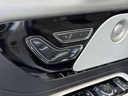 New 2026 Lincoln Aviator Reserve image 18