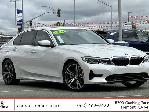 Used 2021 BMW 330i Sedan w/ Driving Assistance Package RWD image 1