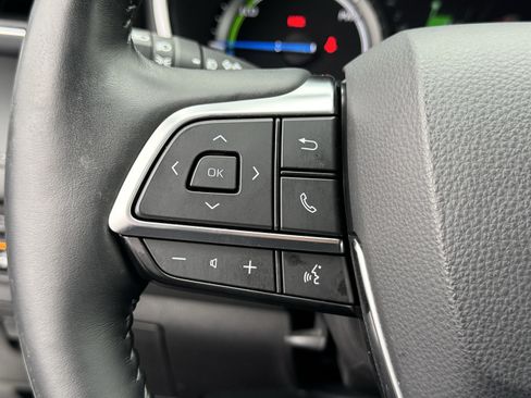 Used 2021 Toyota Highlander Limited image 31