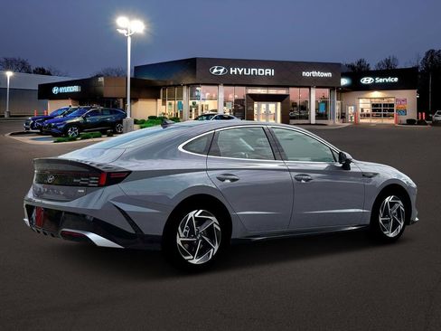 New 2026 Hyundai Sonata SEL image 9