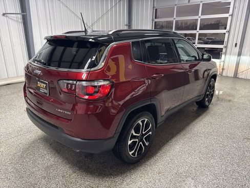 Used 2022 Jeep Compass Limited image 21