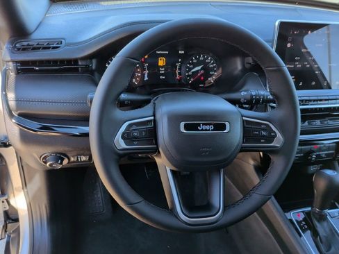 New 2026 Jeep Compass Latitude image 16