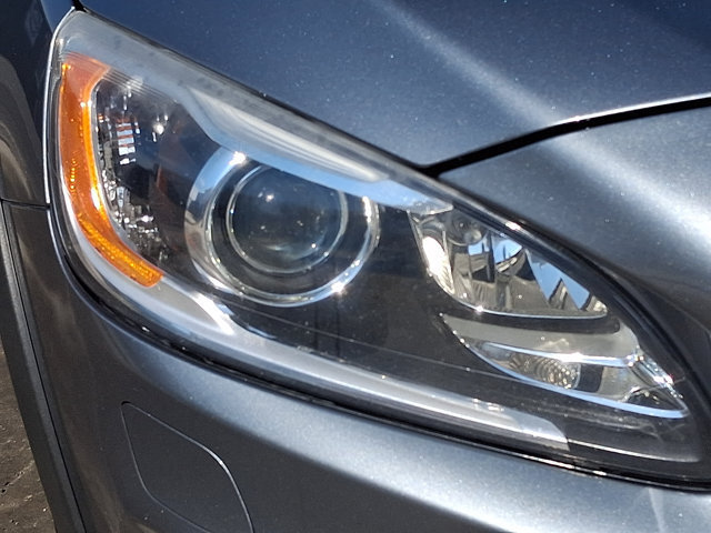 Used 2017 Volvo S60 T5 Cross Country Platinum AWD/4WD image 9