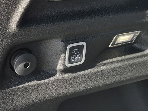 New 2025 Jeep Grand Cherokee L Limited image 14