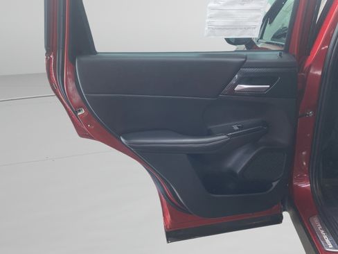 Used 2023 Mitsubishi Outlander SE AWD/4WD image 12