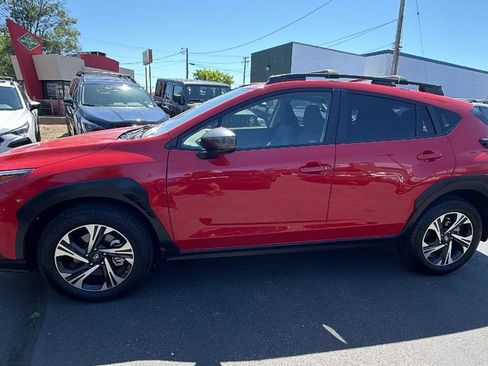 Used 2025 Subaru Crosstrek 2.5i Premium AWD/4WD image 7