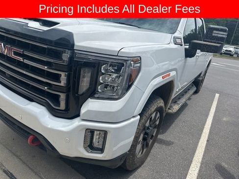 Used 2023 GMC Sierra 3500 AT4 w/ AT4 Premium Plus Package AWD/4WD image 3
