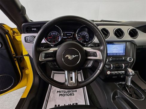 Used 2017 Ford Mustang Premium image 11