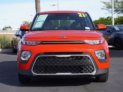 Used 2021 Kia Soul LX image 5
