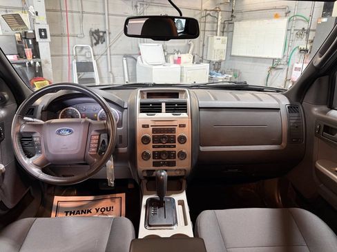 Used 2012 Ford Escape XLT AWD/4WD image 6