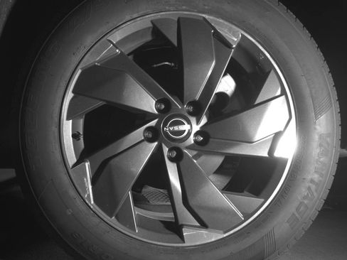 Used 2025 Nissan Rogue SV image 11