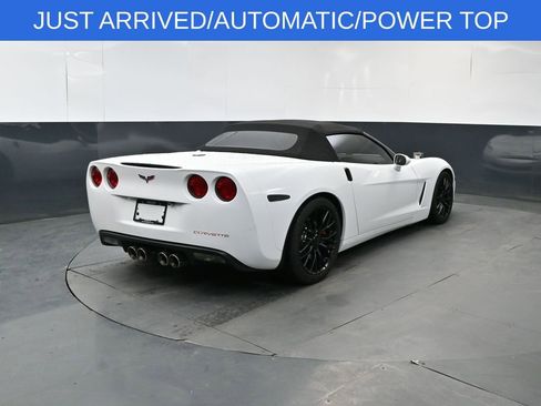 Used 2005 Chevrolet Corvette Convertible w/ Preferred Equipment Group RWD image 5