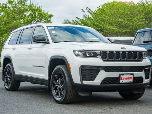 New 2026 Jeep Grand Cherokee L 4WD image 2