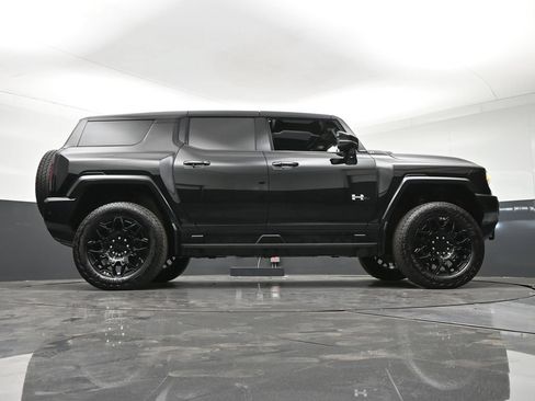 Certified 2026 GMC Hummer EV SUV AWD/4WD image 29