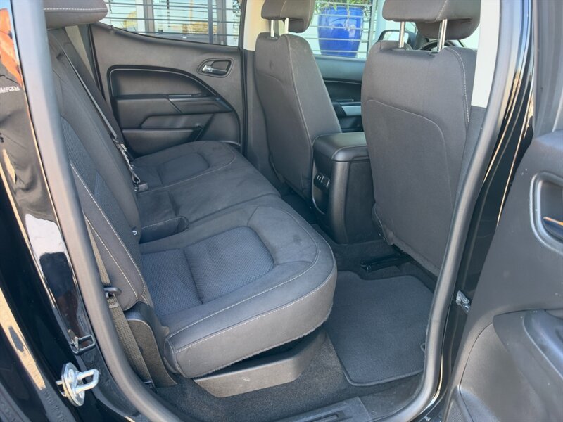 Used 2018 Chevrolet Colorado LT w/ Redline Special Edition RWD image 22