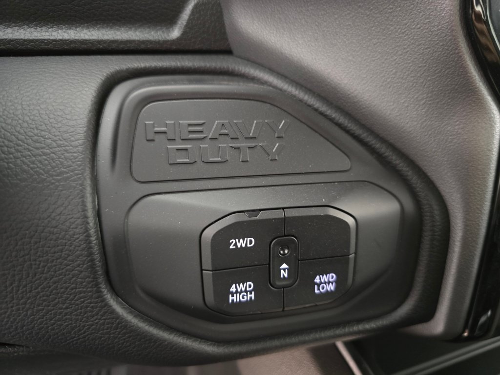 New 2026 RAM 2500 Big Horn AWD/4WD image 22
