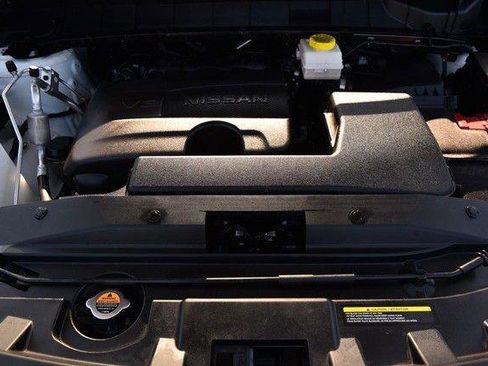 Used 2024 Nissan Pathfinder SL image 31