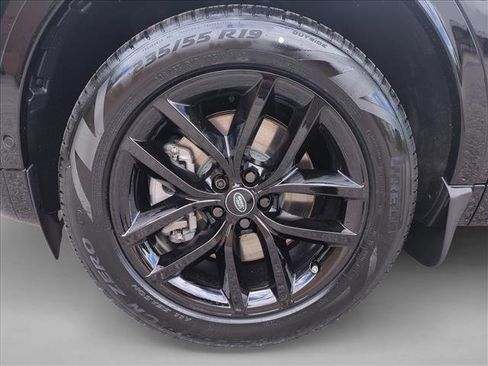 Used 2024 Land Rover Discovery Sport Dynamic SE image 14