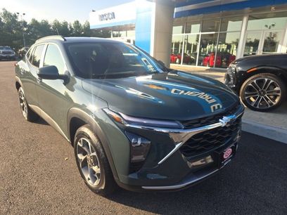 New 2025 Chevrolet Trax LT w/ Driver Confidence Package