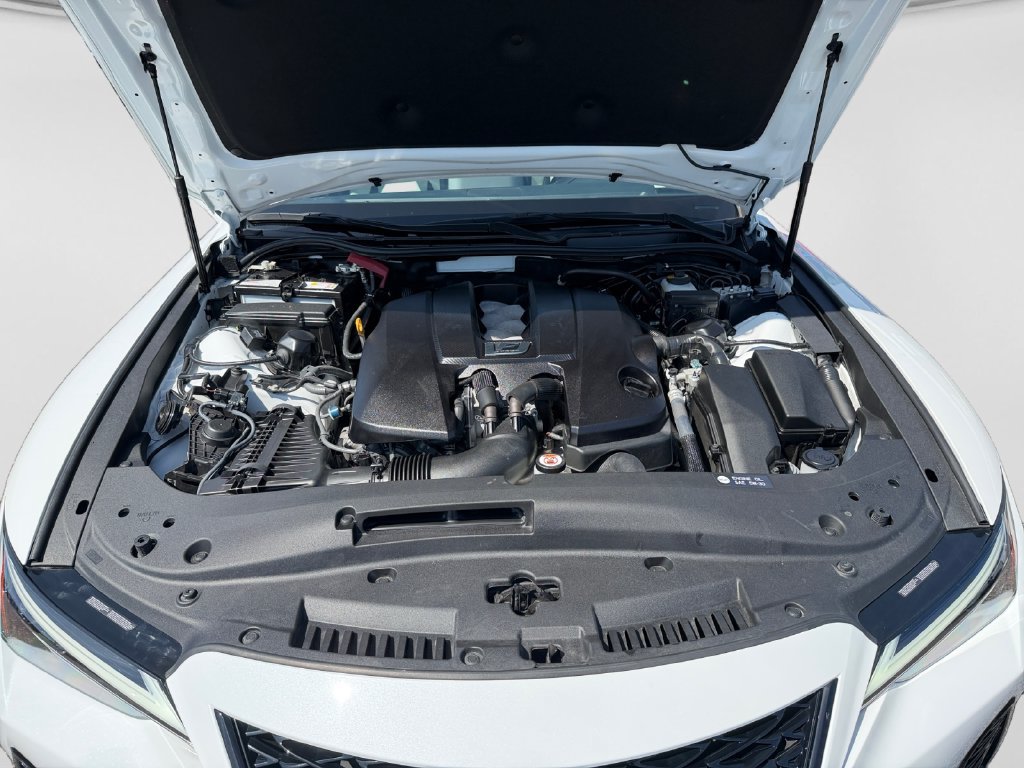 Used 2023 Lexus IS 500 RWD image 28