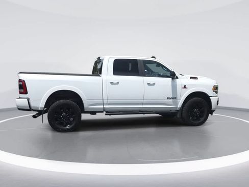Used 2022 RAM 2500 Laramie AWD/4WD image 9