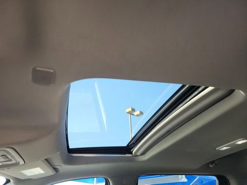 Used 2022 GMC Sierra 1500 Denali w/ Denali Reserve Package image 24