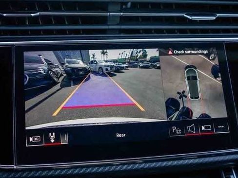 Used 2024 Audi SQ8 Prestige image 24