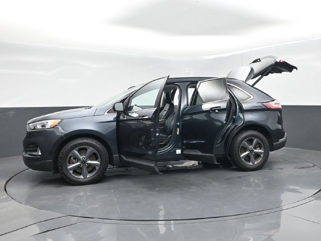 Certified 2022 Ford Edge SEL w/ Sport Appearance Package AWD/4WD image 64