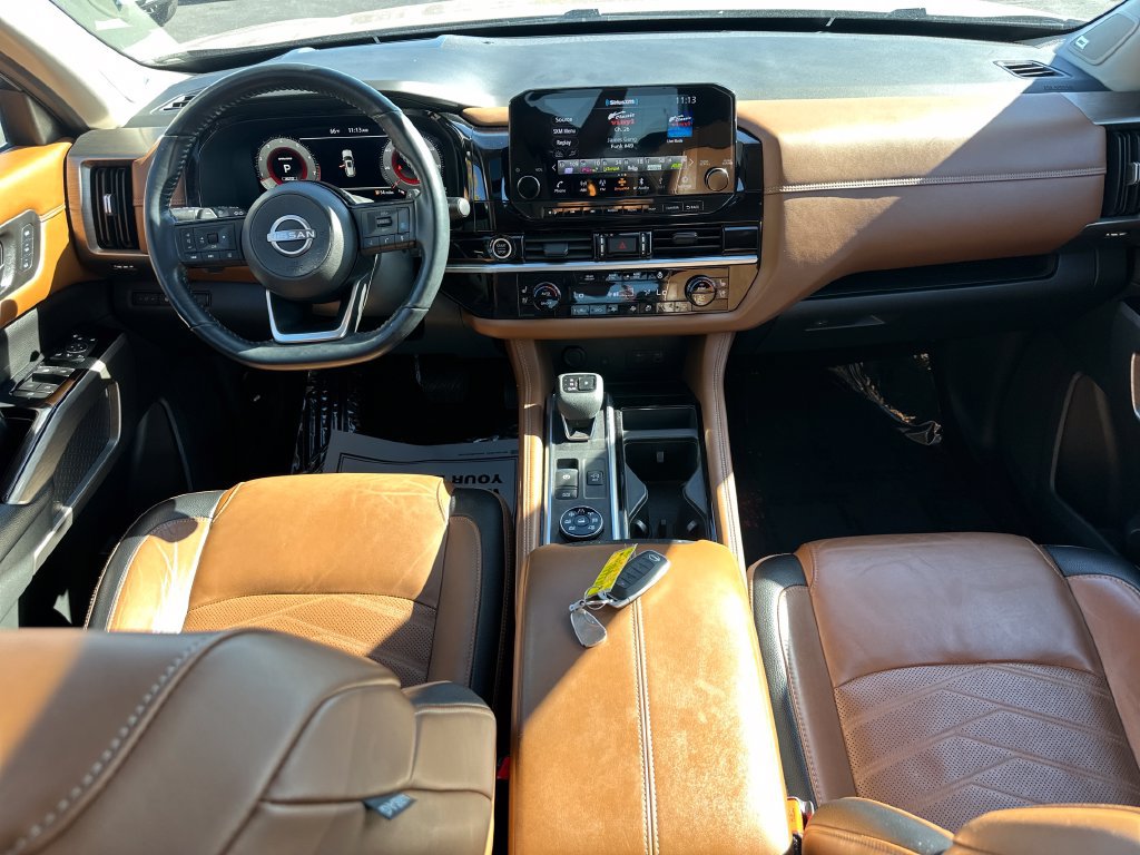 Used 2023 Nissan Pathfinder Platinum w/ Lighting Package (N93) AWD/4WD image 17