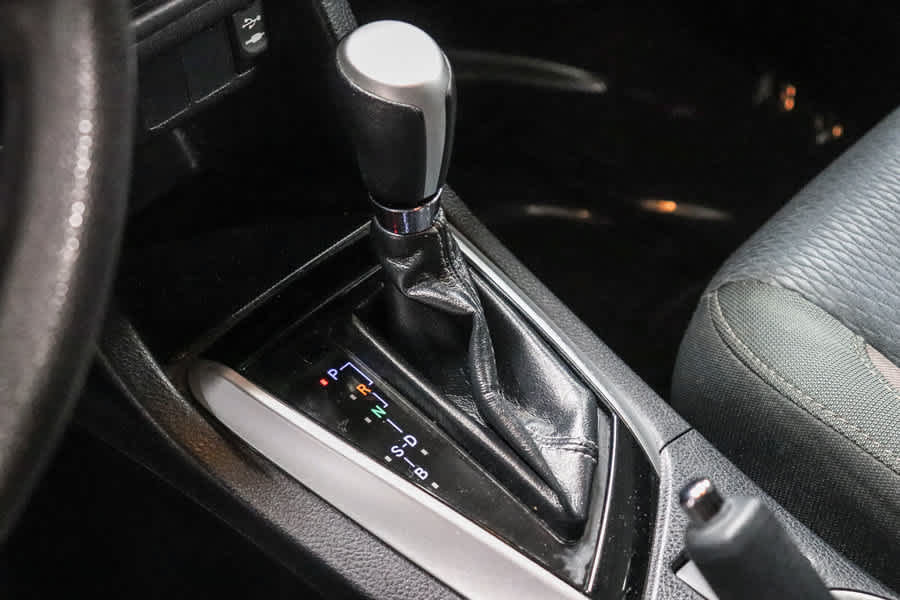 Certified 2019 Toyota Corolla LE FWD image 22