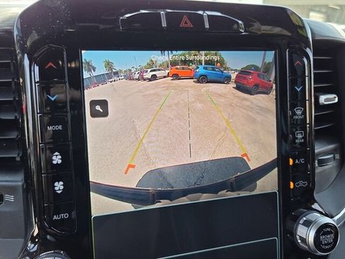 Used 2023 RAM 1500 Laramie AWD/4WD image 23