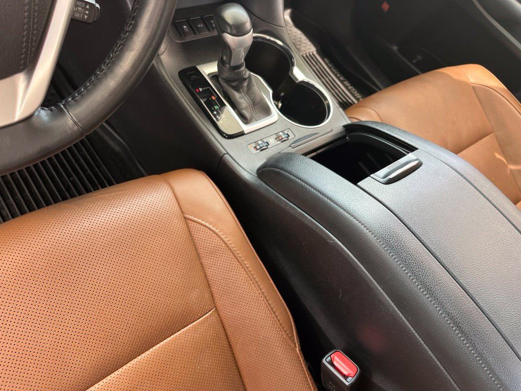 Used 2019 Toyota Highlander Limited Platinum AWD/4WD image 23