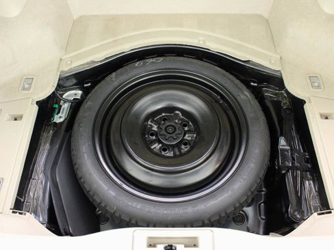 Used 2011 Lexus IS 250C image 77