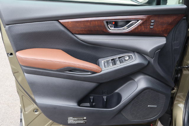 Used 2023 Subaru Ascent Touring AWD/4WD image 16