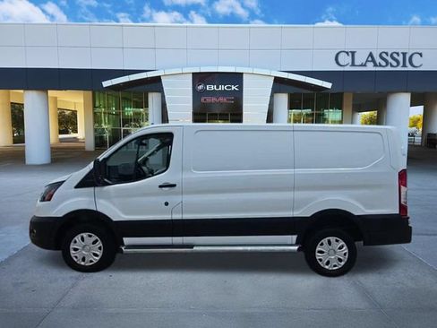 Used 2025 Ford Transit 250 Low Roof w/ Exterior Upgrade Package RWD image 5