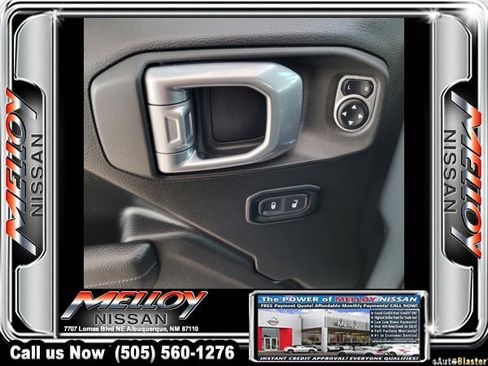 Used 2024 Jeep Gladiator Rubicon w/ Technology Group image 17