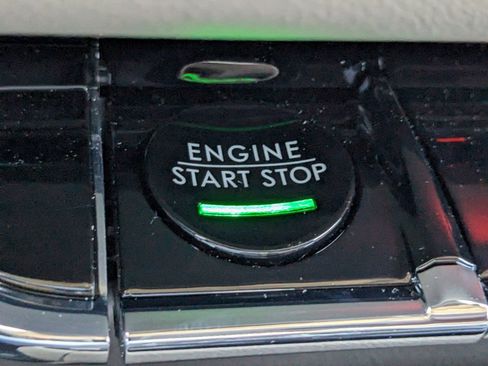 Certified 2023 Lincoln Nautilus Reserve w/ Equipment Group 201A image 32