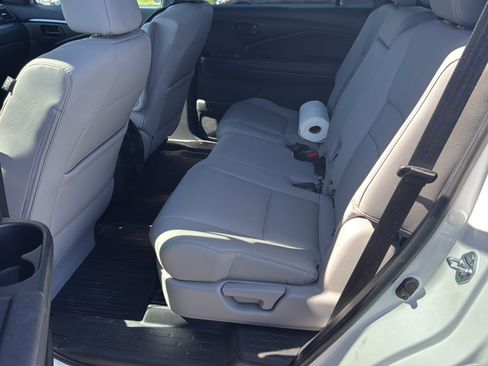 Used 2022 Honda Passport EX-L image 18