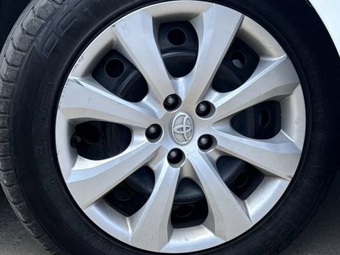 Used 2024 Toyota Corolla LE FWD image 10