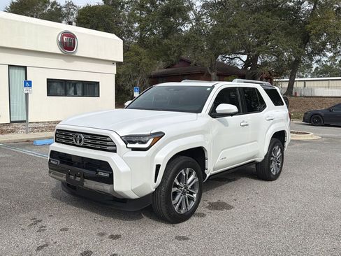 Used 2025 Toyota 4Runner Limited image 9
