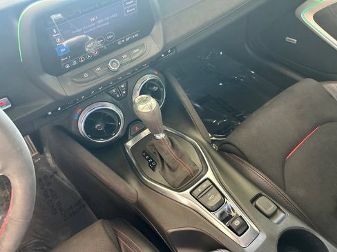 Used 2021 Chevrolet Camaro ZL1 RWD image 54